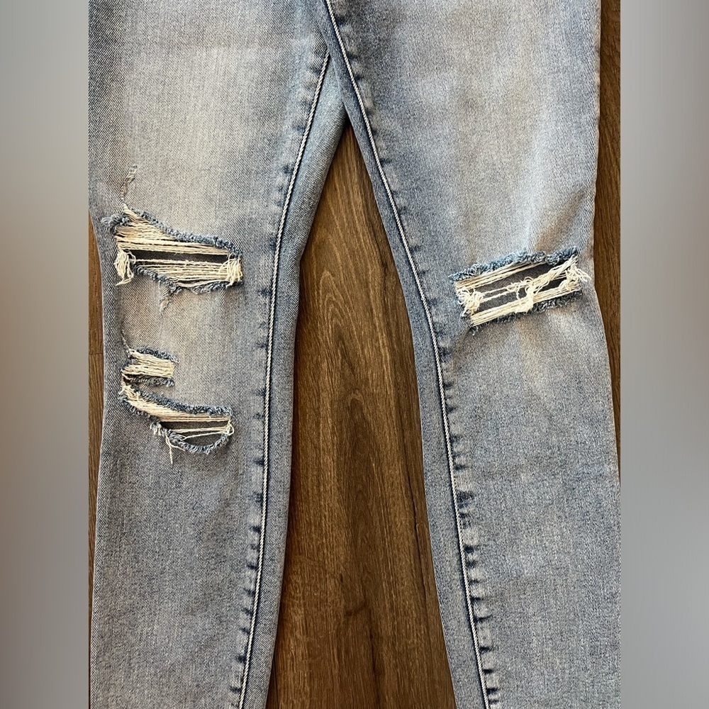 Good American Size 4/27 Distressed Jeans - Picture 7 of 11
